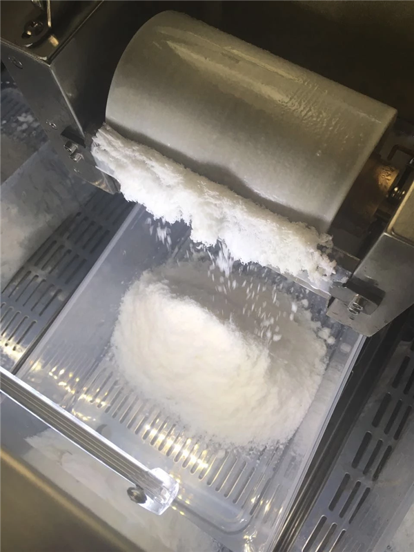 CE manufacturing Machinery Korea Bingsu ice milk snow shaving machine